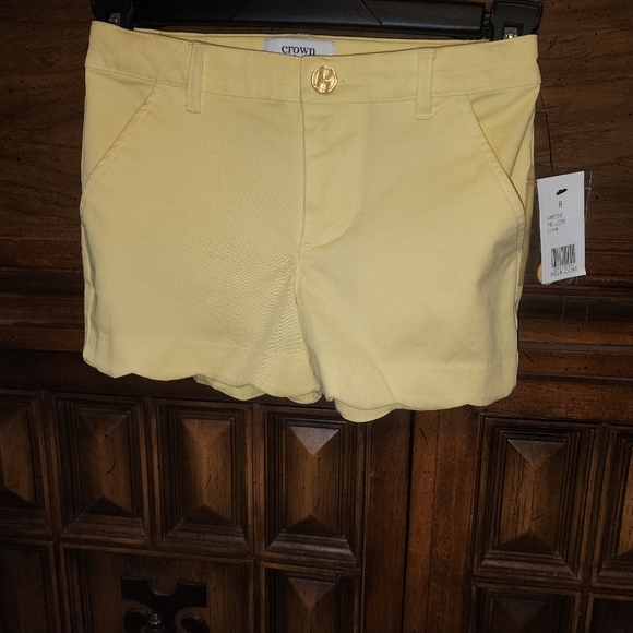 Girls shorts, Crown & Ivy, yellow, scalloped hem, adjustable waist, NWT 8 - Picture 8 of 9